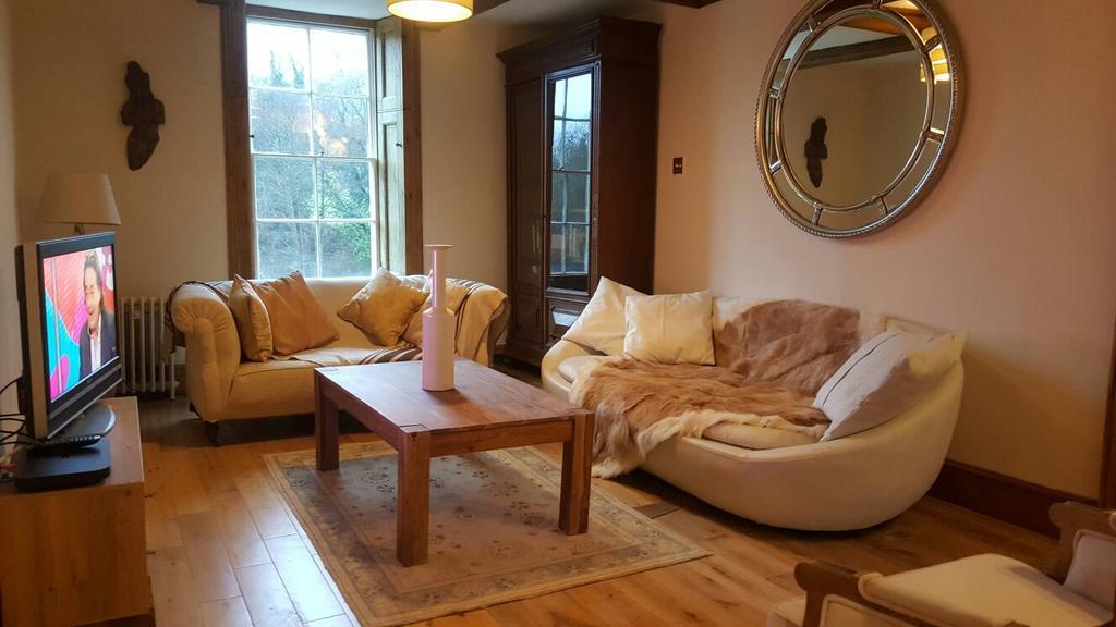 Grigshot Apartment Stroud  Eksteriør billede