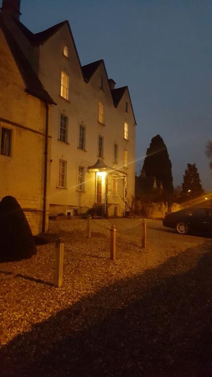 Grigshot Apartment Stroud  Eksteriør billede